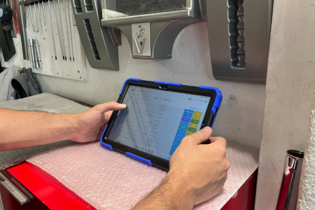 Tablette logiciel de gestion après vente automobile carform